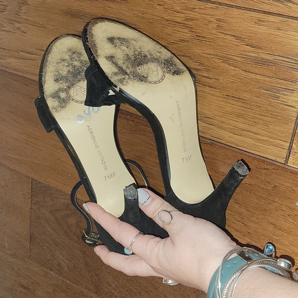 Adrienne Vittadini black velour ankle strap heels 7.5 - Picture 5 of 6